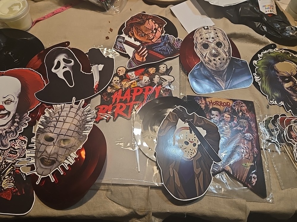 16 Pc Horror Birthday Decoration Kit Halloween Party Decorations Banner