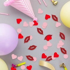 200 PCS Valentines Day Pink Red Heart Circles Lips Love Glitter Confetti