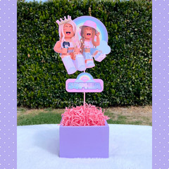 Roblox Centerpieces, Girl Roblox birthday party, Gamer girl party supplies