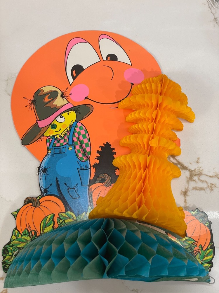 Vintage 70s Beistle Halloween Moon Scarecrow Pumpkin Honeycomb Centerpiece Decor