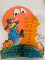 Vintage 70s Beistle Halloween Moon Scarecrow Pumpkin Honeycomb Centerpiece Decor