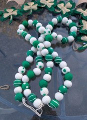LOT ST PATRICK’S PARTY BANNERS GARLAND SHAMROCKS CLOVERLEAFS DECOR NECKLACES