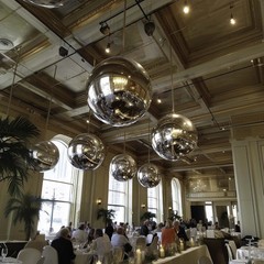 AplusChoice 2PCS 20″ Big Shiny Inflatable Mirror Ball Reusable Hanging Silver