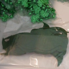 St. Patrick’s Day Party Decoration Lot Green Shamrock Plastic Beads & Headbands
