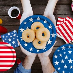 Disposable Paper Plates and Napkins American Flag Design for Veteran Day Events