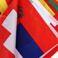 50FT Long 32 Nations XL World Flags Fabric Flag Party Bunting