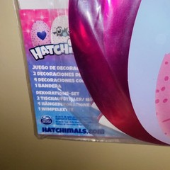 HATCHIMALS Birthday Party Decorations, 2 Tablecover’s & 2 Series 4 Toys NEW