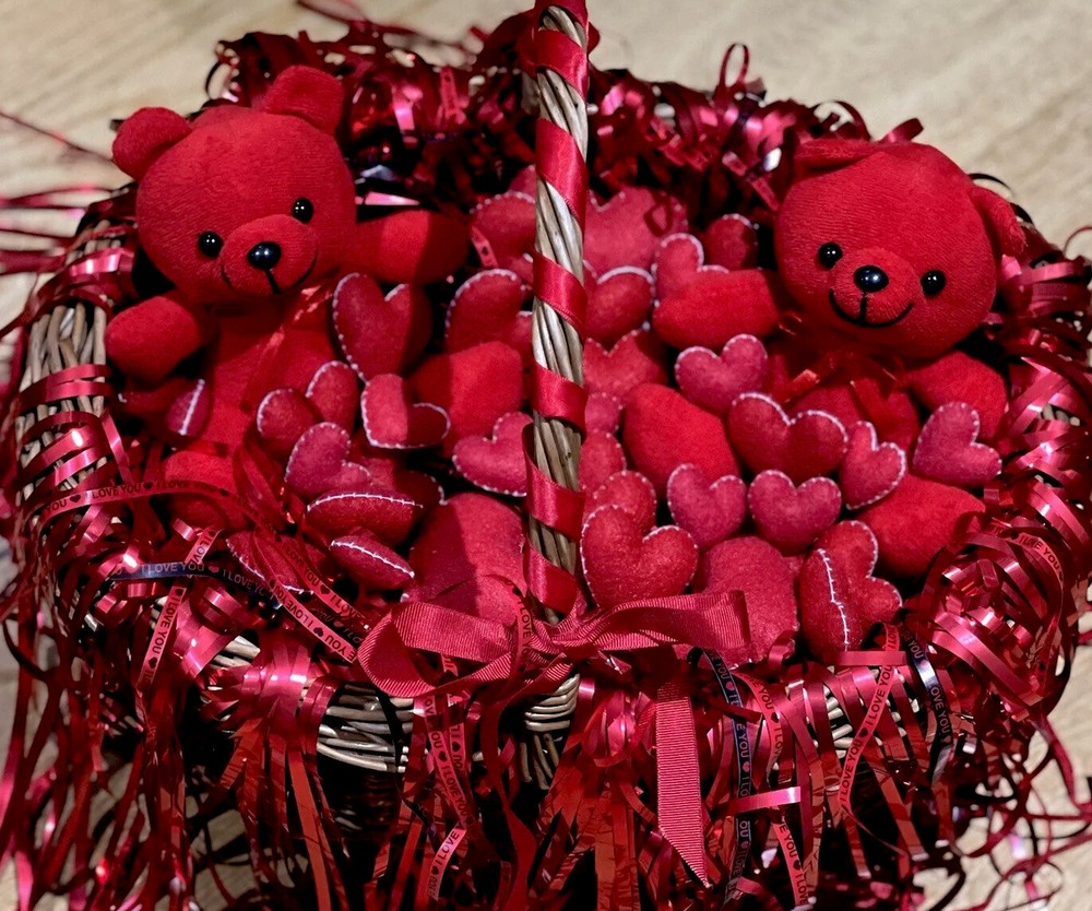 Box Filler Hand Made Red Heart for Valentine x 30