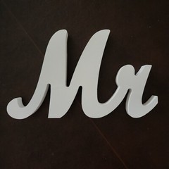 Mr and Mrs Signs Wedding Table Decorations Wood Freestanding White – GIFT!