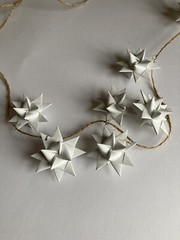 Hand Made Moravian Star Garland Paper And Jute