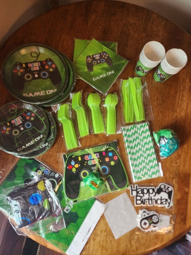 Video Game Party Supplies – Gaming Themed Birthday Party Supplies Serves 16