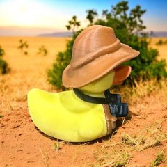Safari Duck – 3D-Printed Duck with Hat, Binoculars & Jungle Explorer Outfit