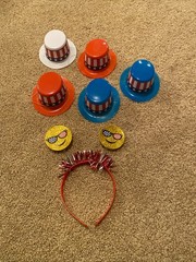 Stars And Stripes Plastic Party Hats (5) Headband (1) 4th of July Patriotic Fun
