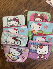Hello Kitty Party Kit – 27 Pieces Birthday Party Decorations, Gift Bags & Prizes