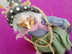 Helloween Decoration Standing Witch Broomstick Decoration Display Scary FAST