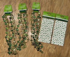 St. Patrick’s Day Paper Straws Shamrocks 2-Packs (16) Party and 9 Necklaces Lot