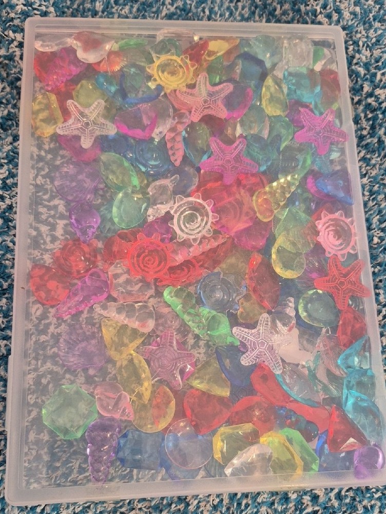 Assorted Multicolor Acrylic Water Themed – Sea Shapes 120 Pcs Diving Fidgets