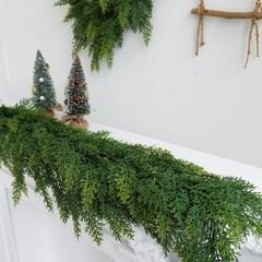 2Pcs 6 ft Christmas Cedar Garland-Realistic Cedar Pine Needles with 20 Pinecones