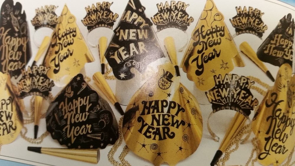 (KIT FOR 25 PEOPLE) NEW YEAR’S EVE/EVENT PARTY KIT GOLD & BLACK/ GOLD BEADS