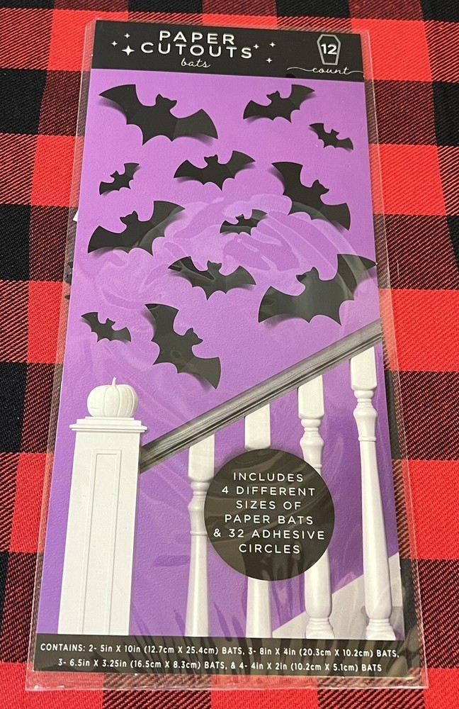 Paper Bats Halloween Wall Decorations – 12ct – 4 Different Sizes Included 3D
