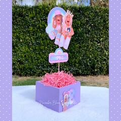 Roblox Centerpieces, Girl Roblox birthday party, Gamer girl party supplies