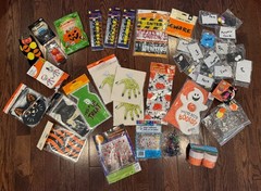 Bulk Halloween Items Over 25 Items