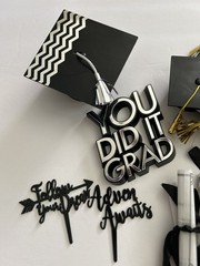 Graduation Party / Cake Decorations Supplies Bundle Table Cake Decor
