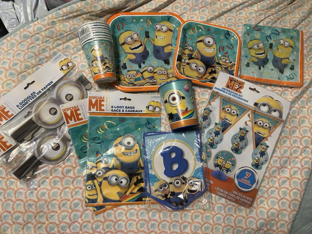 Minions Despicable Me Birthday Party Supplies decorations