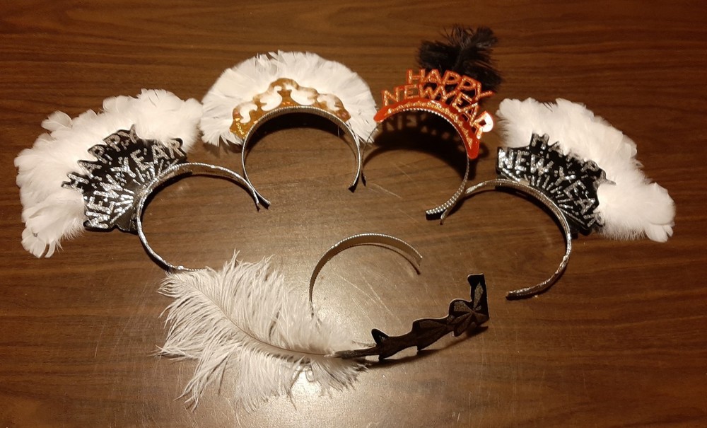 5 Happy New Year Headband Fearther Swing Tiaras White And Black Feathers