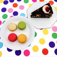 300 PCS Rainbow Paper Dots Table Confetti Biodegradable Birthday Party Decor