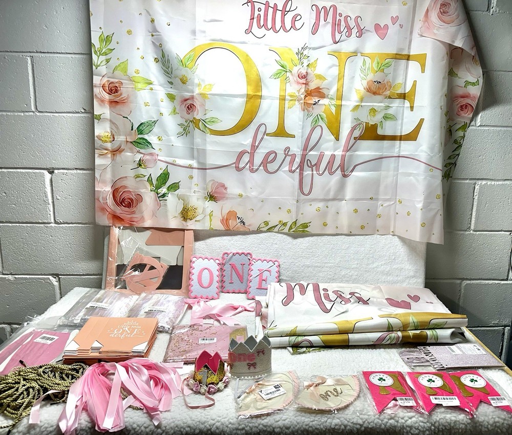 Little Miss Onederful 1st Birthday Decor Banner Tablecloth 25 Gift Box Streamers