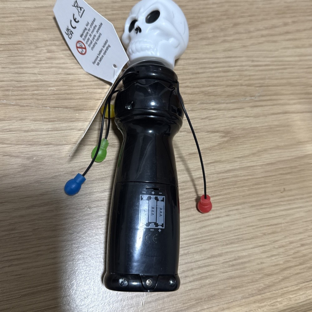 HALLOWEEN LIGHT Up SPINNING WAND TOY SCARY PARTY HAUNTED HOUSE