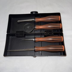 Pumpkin Jack-O-Lantern Carving Tools 4 Piece Metal & Plastic w Case Halloween