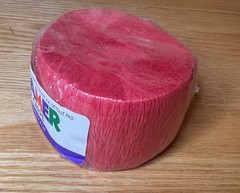 New Streamer 1 Roll Papier Crepe Holiday Red 81 Ft. X 1.75 In.