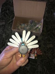 12 Qty Bobble Magnets -Peacock Party Favors Fun 🤩