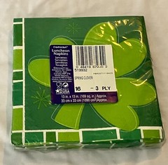 45+ pc lot of St Patrick’s day green decor and accessories – banner, napkins…