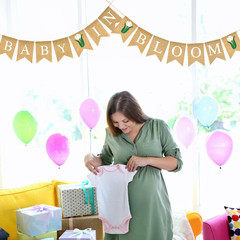 Baby in Bloom Burlap Banner – Rustic Neutral Baby Shower Decoration (Rose)