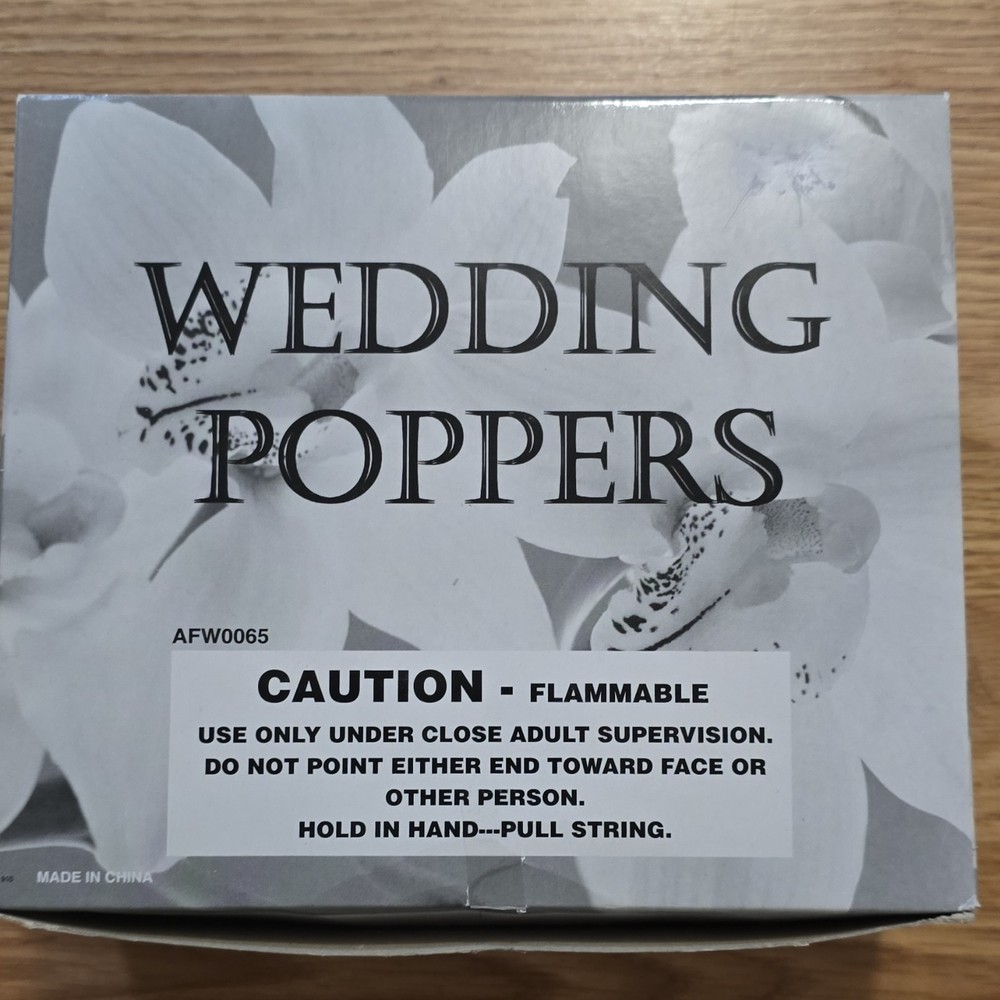 Wedding Popper Set 72 Pieces White Plastic Party Decor AFW0065