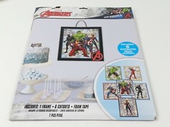 BRAND NEW Marvel Avengers Frame Decorating Kit 6 Cut Outs Wall Hang Party