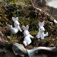 Resin Rabbit Sculptures Set Cartoon Animal Statues 3pcs For Festival Displays