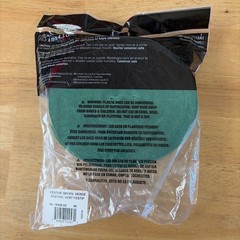 Festive Green Jumbo Crepe Paper Streamer Party Decor 500ft
