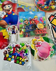 Super Mario Bros Party Supplies 10 Guests, 175pcs.
