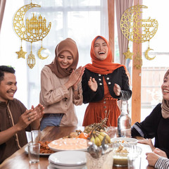 2 Pc Eid Mubarak Wooden Door Signs Moon & Stars Ramadan Wall Hangers