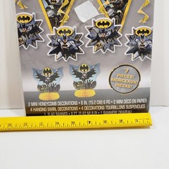 Batman 7 Piece Hanging & Table Top Birthday Party Decoration Kit New In Pack