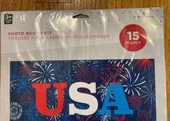 USA Photo Booth Kit Contains: 14 Props + Backdrop By: American Greetings NIP!