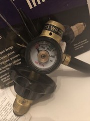 Western Westwinds RPB-6HG Helium Balloon Inflator With Gauge Handtight