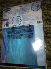 Disney Frozen Scene Setters 5pcs Wall Decorating Kit + 12 Swirl Decorations Set