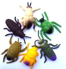 6x Rubber Beetles Joke Halloween Prop Novelty Cockroaches Insects Prank Fake Fun