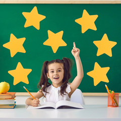 200 Pcs Gold Star Cutouts 4 Inch Double-Sided Yellow Paper Stars, Die-Cut Star S