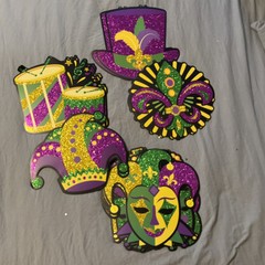 16 Piece Mardi Gras Hanging Party Decorations